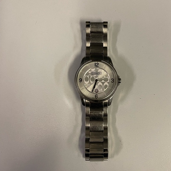 100% Auth Coach Watch - Picture 4 of 16